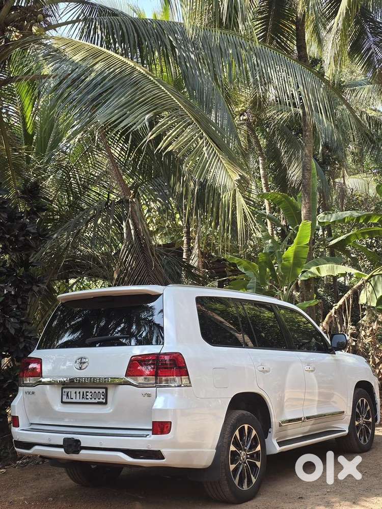 Toyota Land Cruiser 2009 Diesel Well Maintained