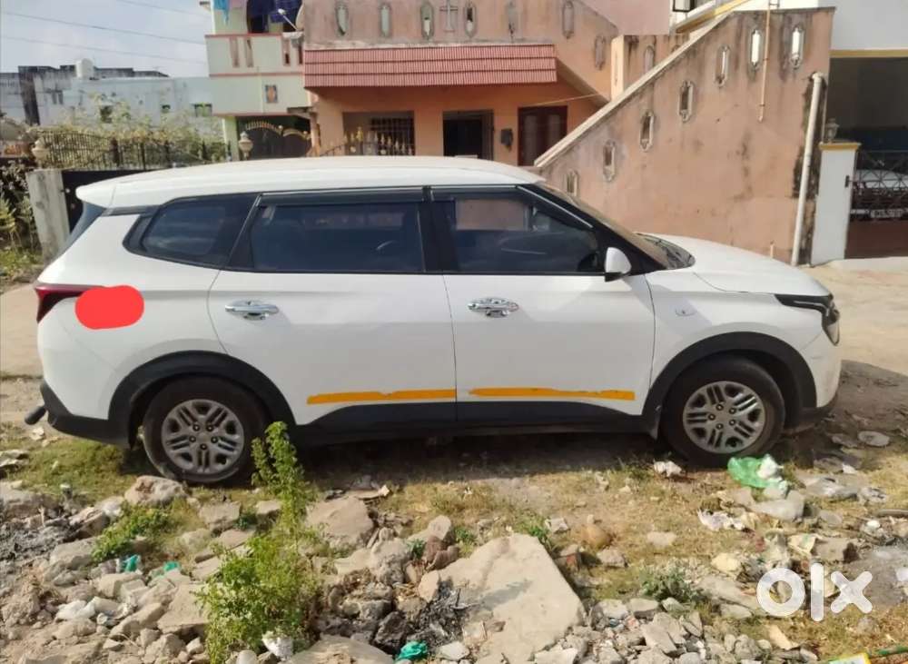 Kia Carens 2024 Cng & Hybrids Well Maintained