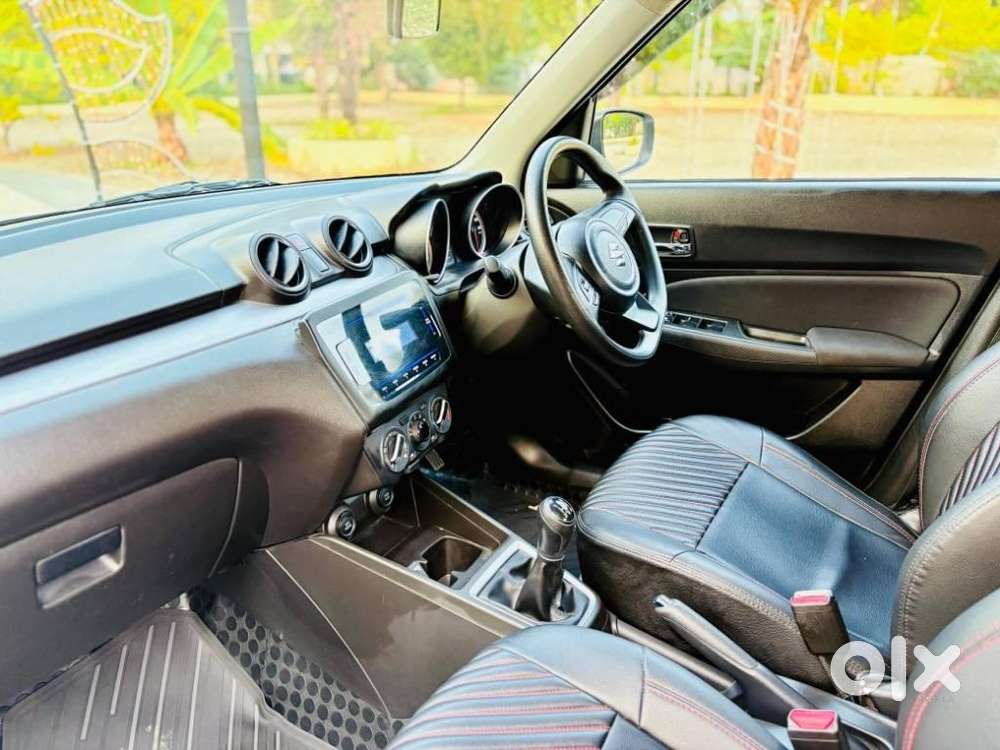 Maruti Suzuki Swift Vxi Optional, 2022, Petrol