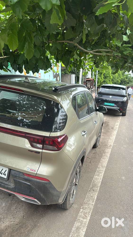 Kia Sonet Petrol 2020