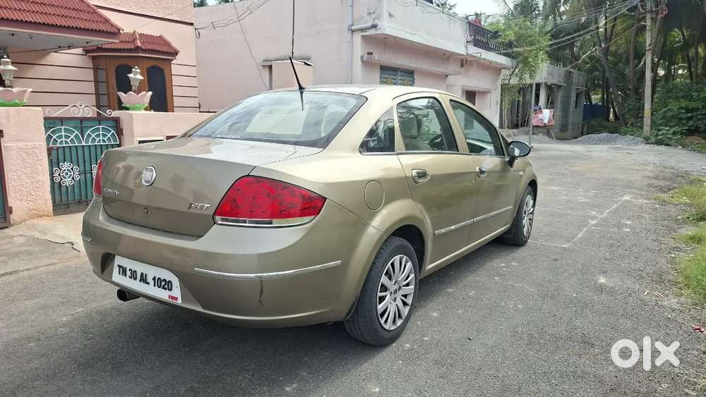 Fiat Linea Emotion 1.4 2011