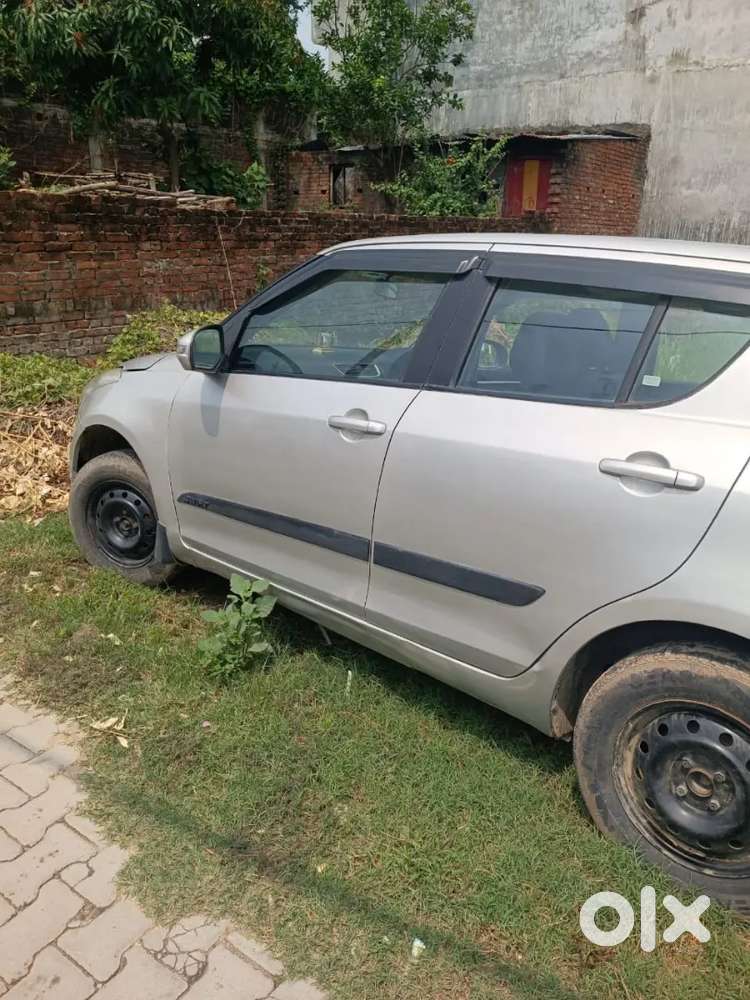 Maruti Suzuki Swift 2013 Diesel 82000 Km Driven