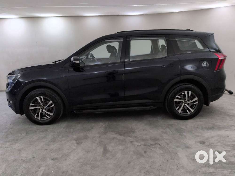 Mahindra Xuv700 2.2 Ax 5 Diesel At Str, 2024, Diesel