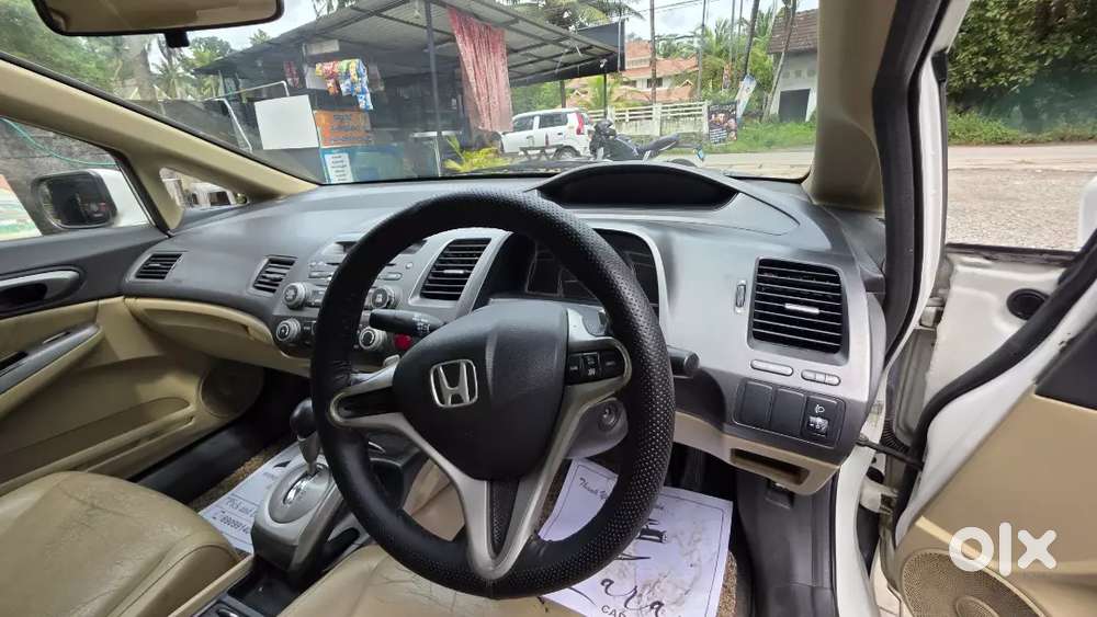 Honda Civic 1.8 V 2011