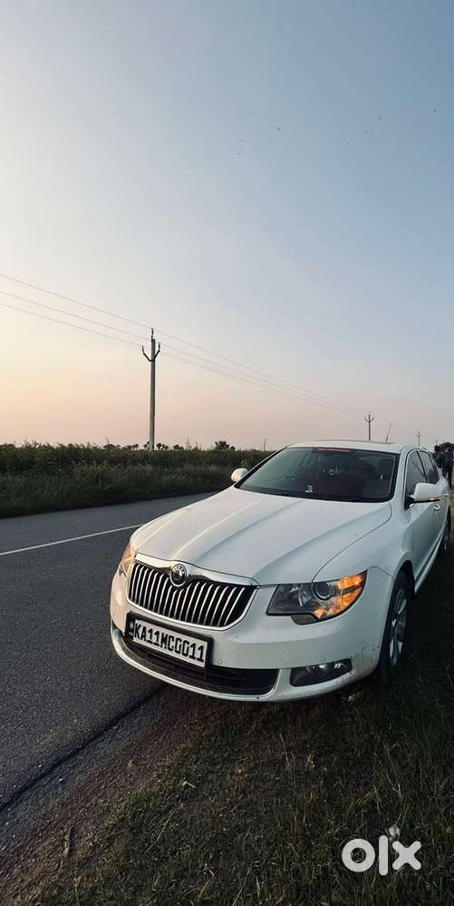 Skoda Superb Elegance 2009 Diesel Automatic