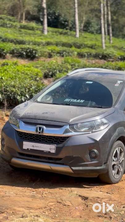 Honda Wr-v 2017 Well Maintained