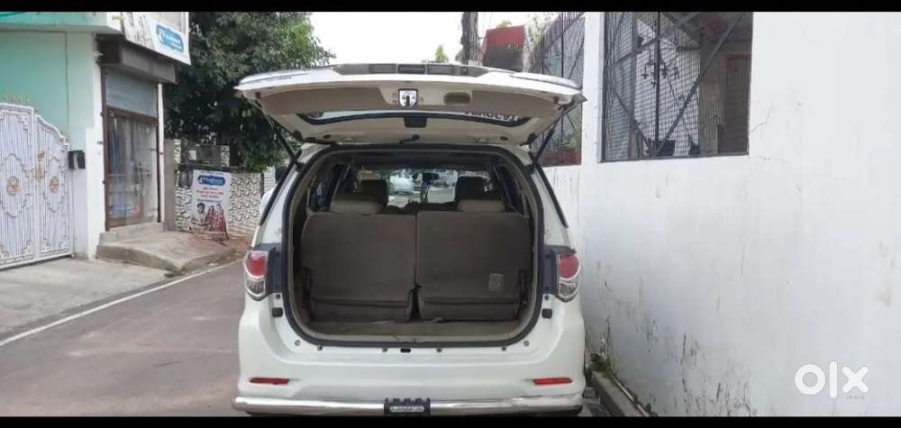 Toyota Fortuner 2014