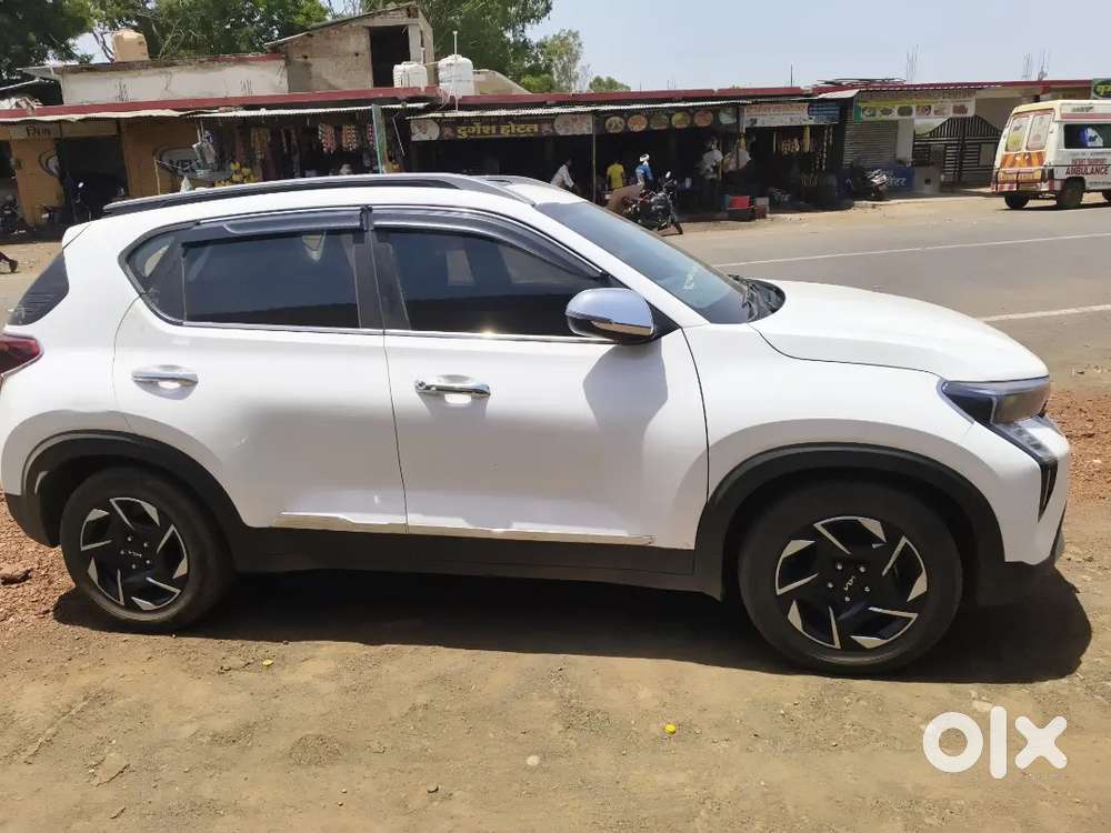 Kia Sonet 2025 Diesel 35740 Km Driven