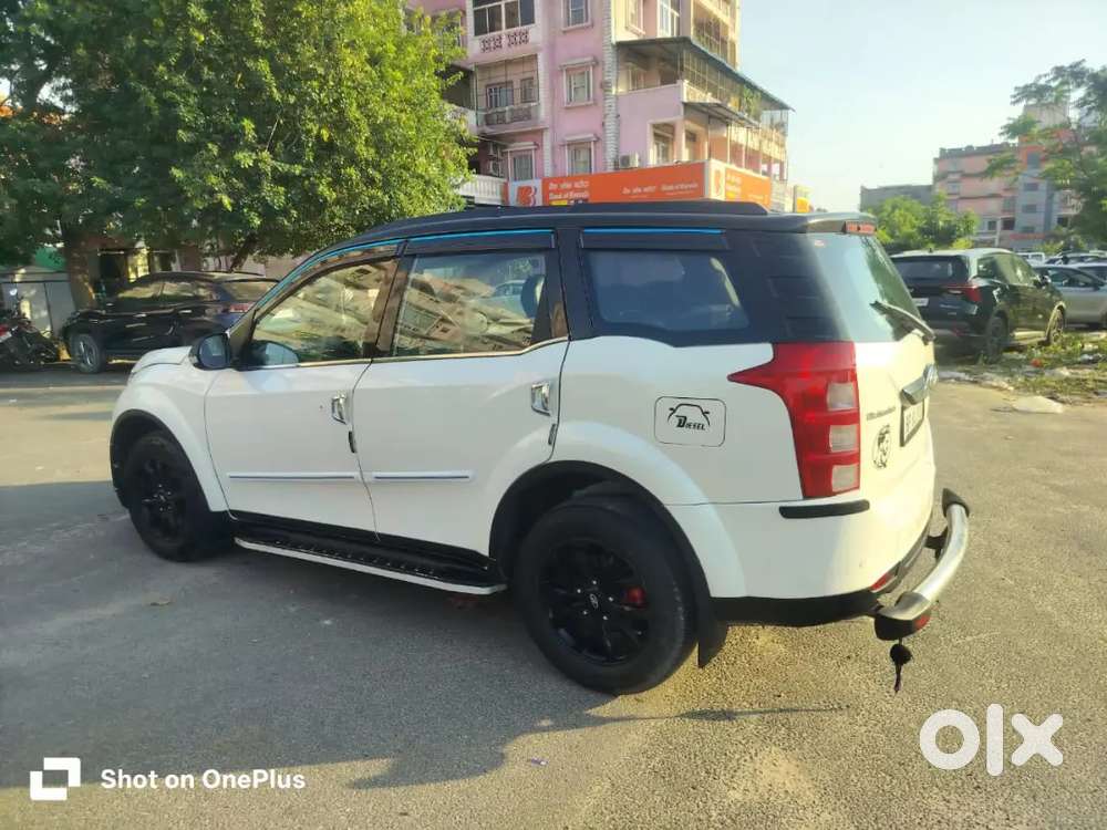 Mahindra Xuv500 2016 Diesel 80000 Km Driven