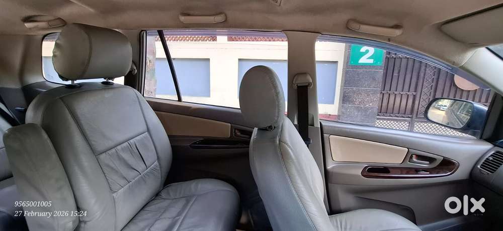 Toyota Innova 2.5 G (diesel) 7 Seater, 2015, Diesel