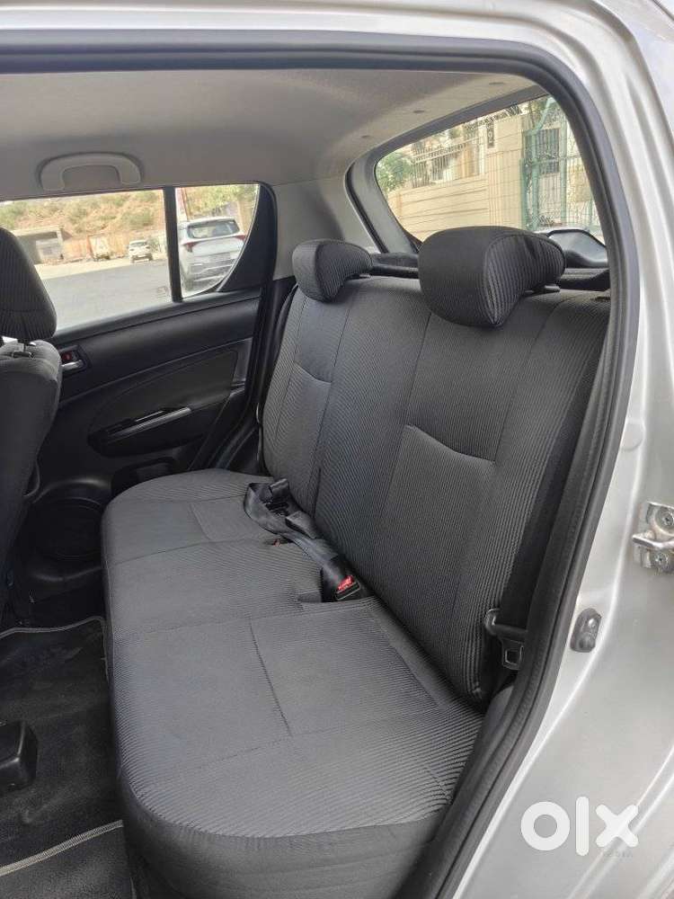 Maruti Suzuki Swift Zxi, 2012, Petrol