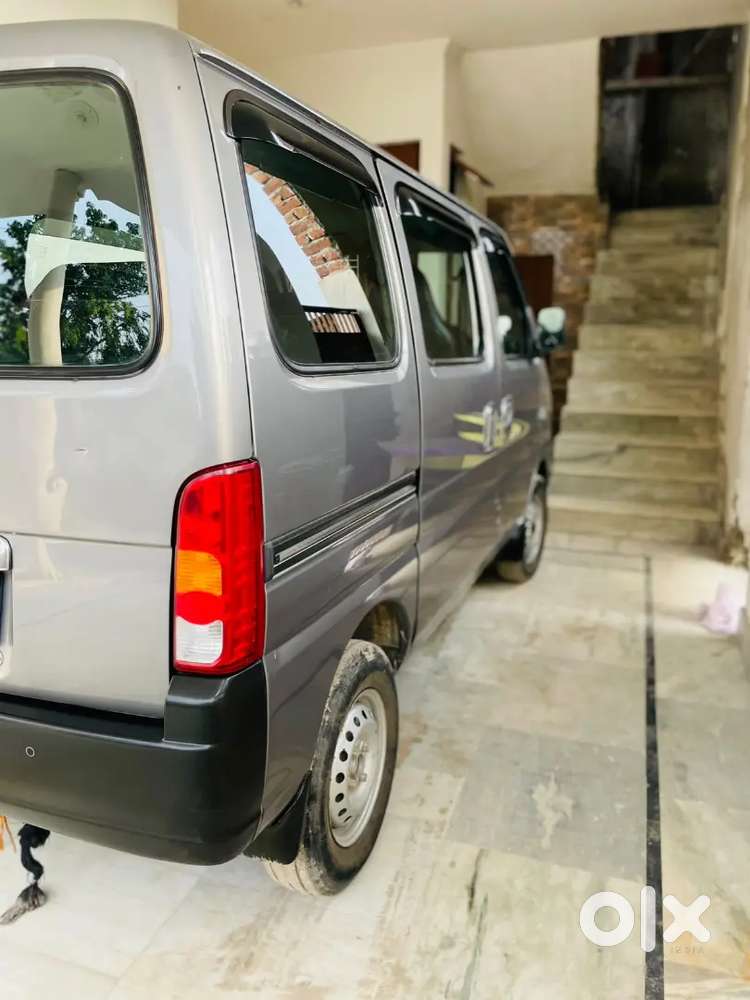 Maruti Suzuki Eeco 2024 Gray Color Jk11 Number Warranty Till 2029