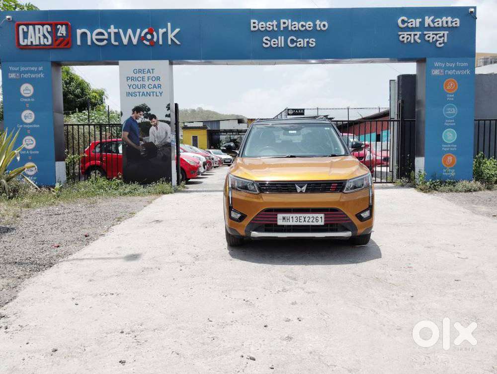 Mahindra Xuv300 W8 Option Dual Tone, 2025, Petrol
