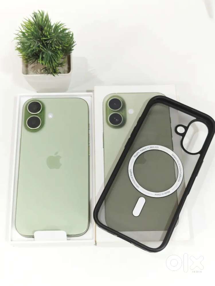 Apple iPhone 17 (256GB) - Sage Green | Mint Condition | 4 Month Used