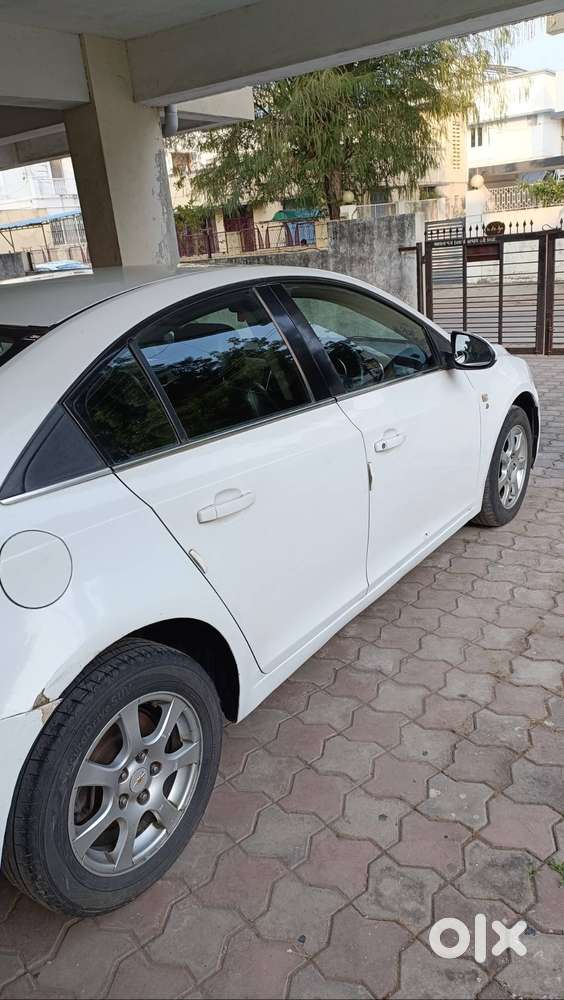 Chevrolet Cruze Ltz 2010 Mt Showroom Condition