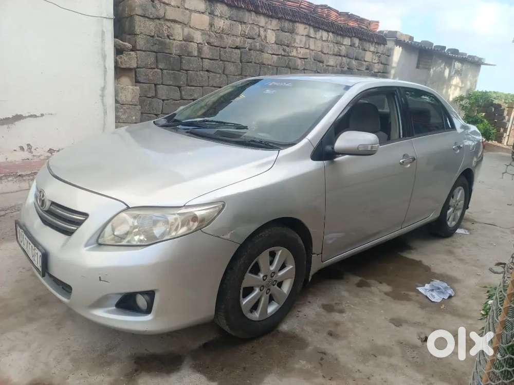 Toyota Corolla Altis Top Model 2010 Cng + Pretol