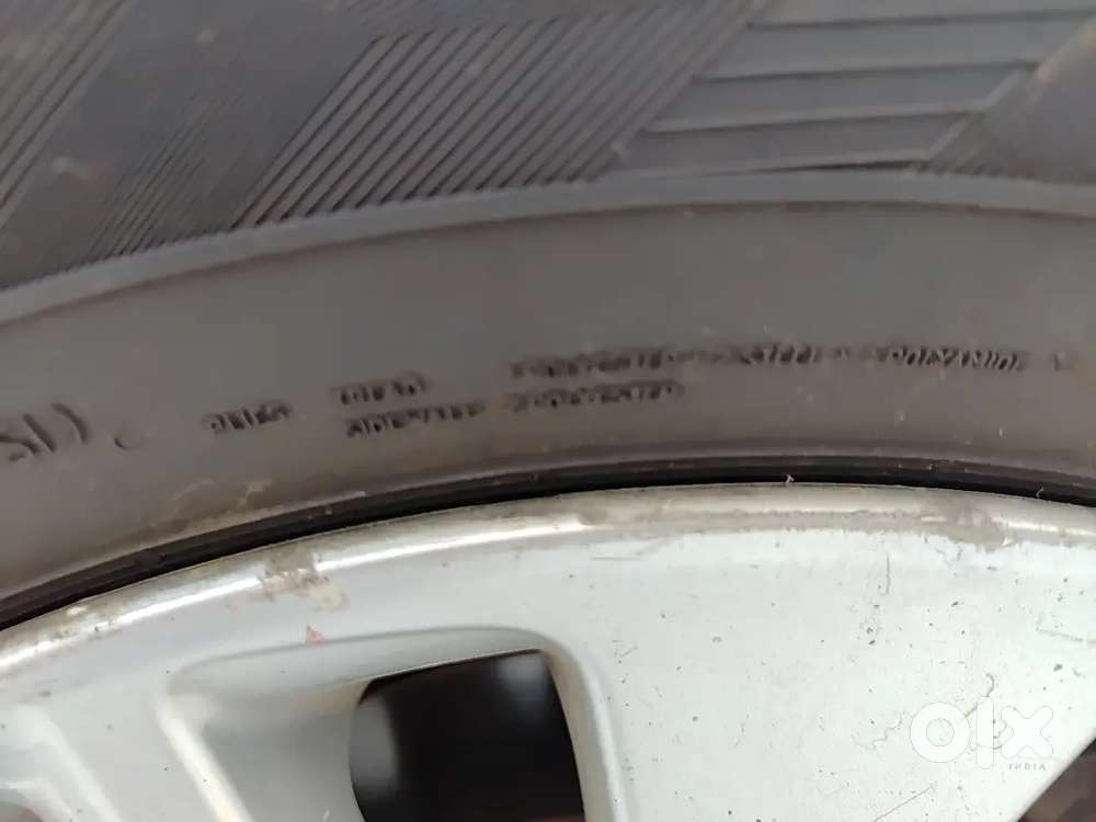 Toyota Innova Crysta 2016 Diesel Well Maintained