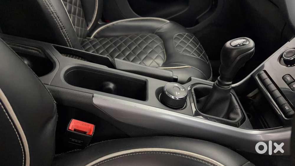 Tata Nexon 1.2 Revotron Xm (s), 2021, Petrol