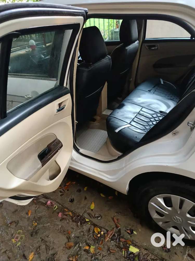 Maruti Suzuki Swift Dzire 2015 Diesel 104800 Km Driven