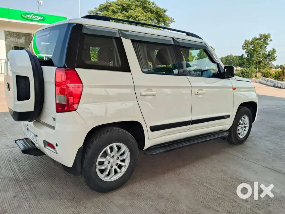Mahindra Tuv 300 2018