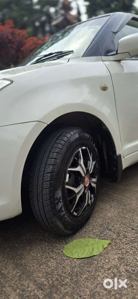 Maruti Suzuki Swift Vxi Cng, 2010, Cng & Hybrids