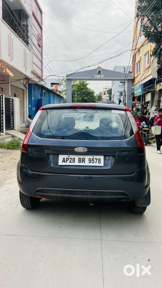 Ford Figo 2010-2012 Diesel Zxi, 2010, Diesel