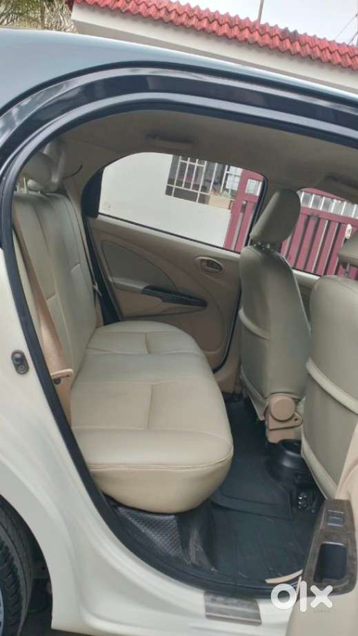 Toyota Etios Liva 1.2 Vx Dual Tone, 2018, Petrol