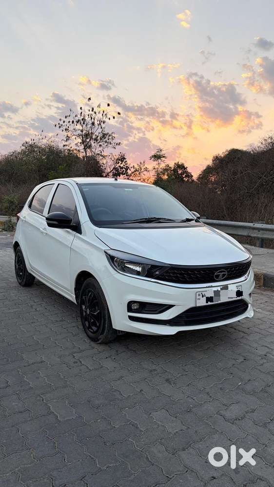Tata Tiago 1.2 Revotron Xt (o), 2022, Petrol