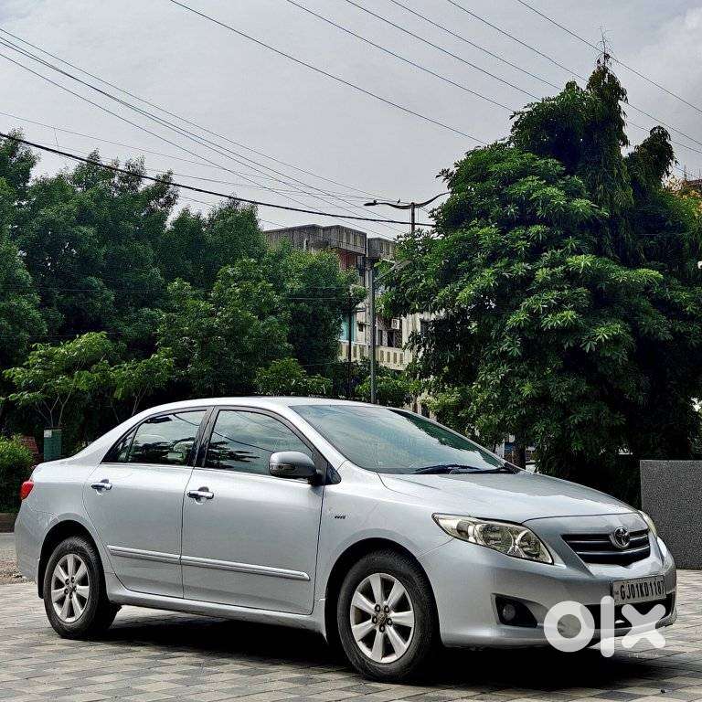 Toyota Corolla Altis Gl, 2010, Petrol