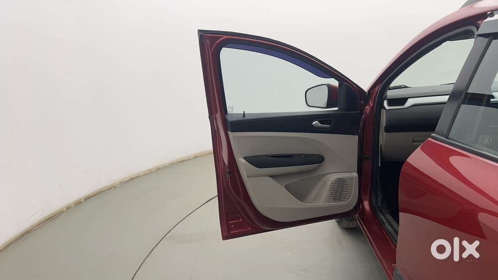 Renault Triber Rxz Easy-r Amt, 2020, Petrol