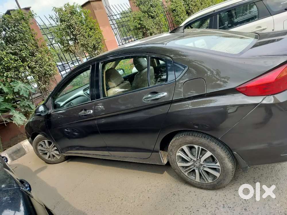 Honda City 1.5 V 2017