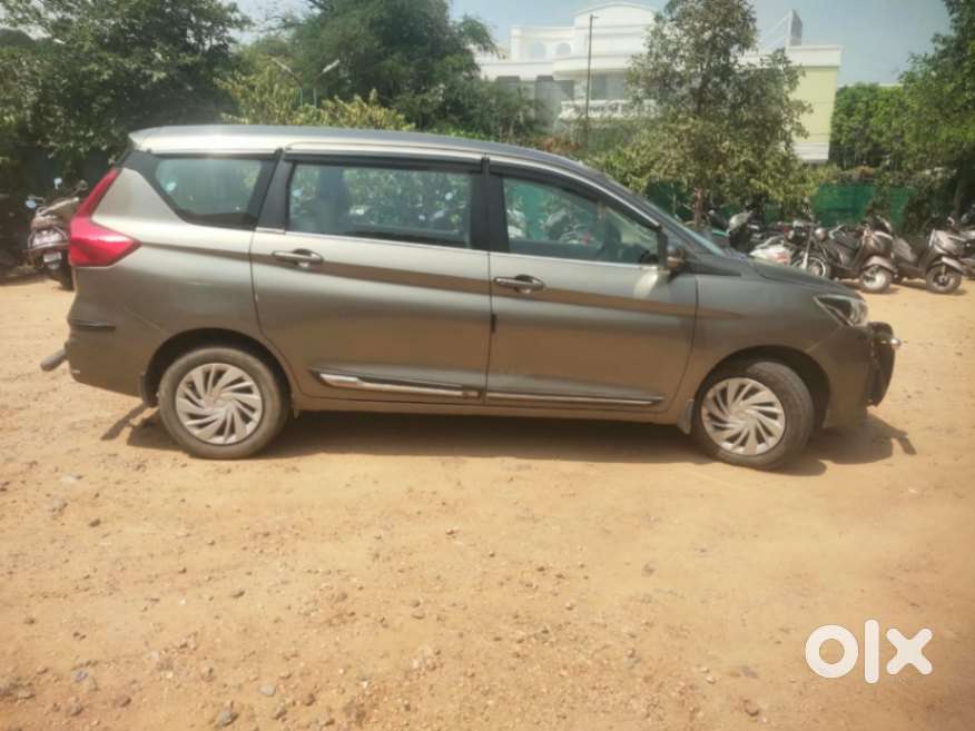 Maruti Suzuki Ertiga 1.5 Vxi, 2021, Petrol