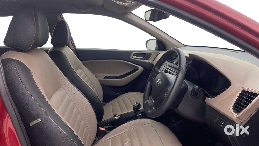 Hyundai Elite I20 1.4 Sportz (o) Crdi, 2015, Diesel