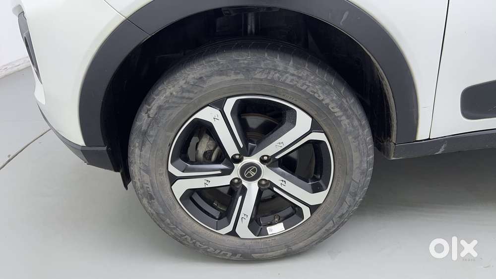 Tata Nexon 1.5 Revotorq Xz Plus Hs Dual Tone, 2022, Petrol