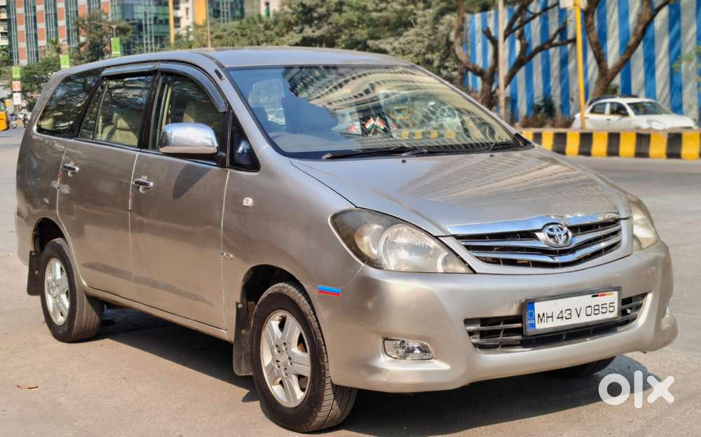 Toyota Innova 2004-2011 2.5 V Diesel 8-seater, 2007, Diesel