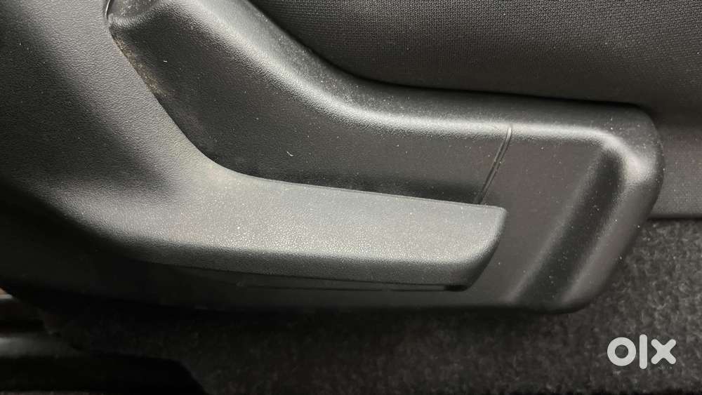 Maruti Suzuki Swift Lxi, 2018, Petrol