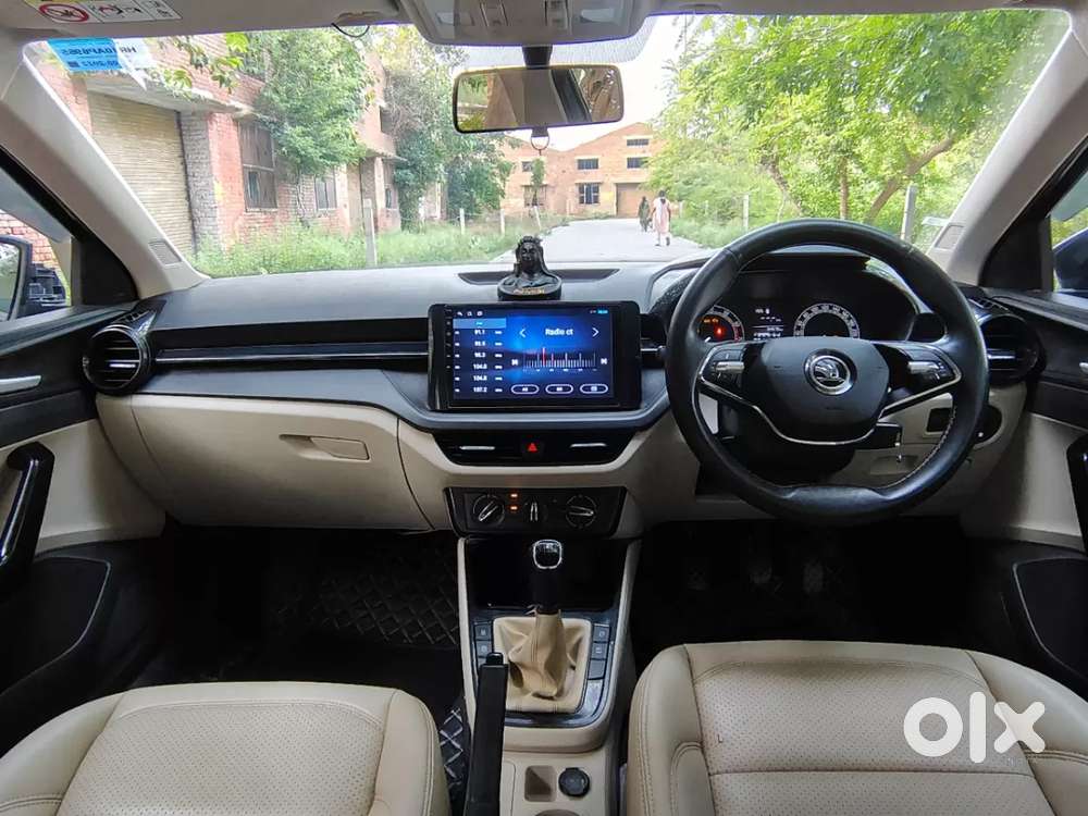 Skoda Slavia Active 1.0l Tsi Mt, 2022, Petrol