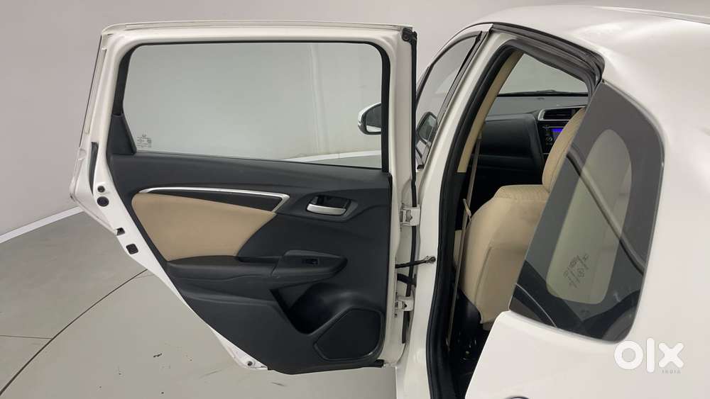 Honda Jazz [ ] 1.2 V I-vtec Mt, 2016, Petrol