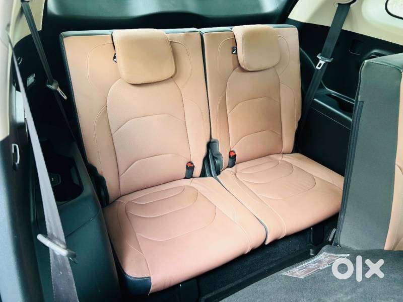 Mg Hector Plus Sharp Pro 1.5 Turbo Petrol Cvt 7 Str, 2023, Petrol