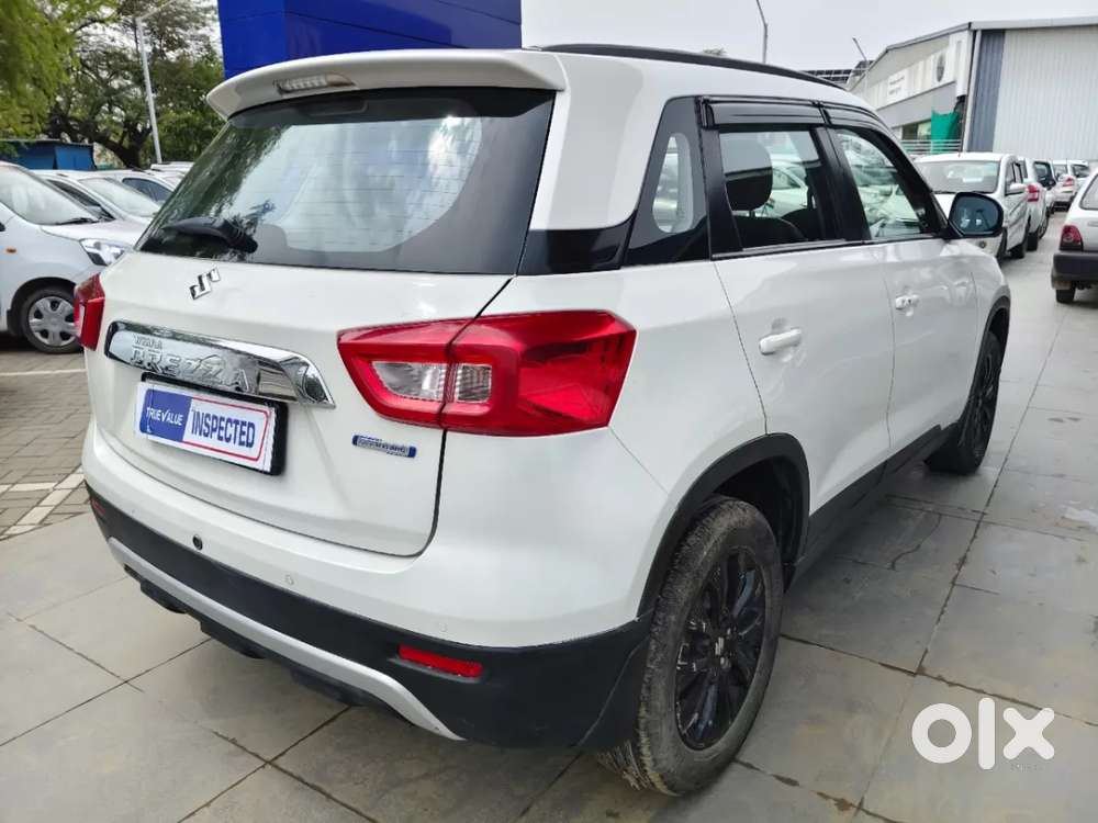 Maruti Suzuki Vitara Brezza 1.5 Zxi At, 2022, Petrol