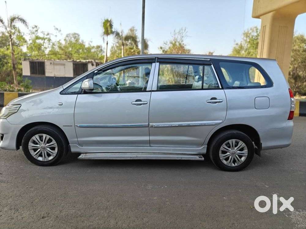 Toyota Innova 2.5 G (diesel) 8 Seater, 2013, Diesel