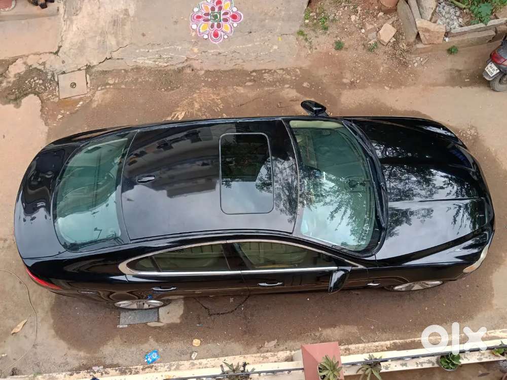 Jaguar Xf Diesel Automatic 2010 150000 Km Driven