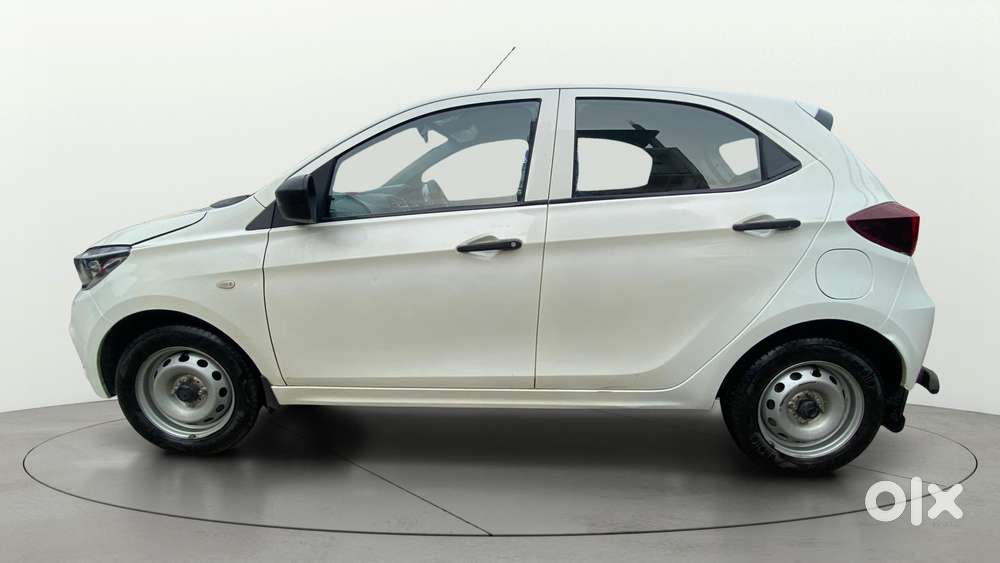Tata Tiago Xe, 2021, Petrol