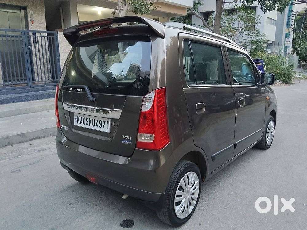 Maruti Suzuki Wagon R 1.0 Vxi Amt, 2016, Petrol