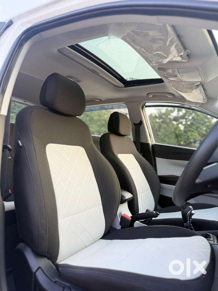 Hyundai New I20 1.2 Asta Ivt, 2025, Petrol