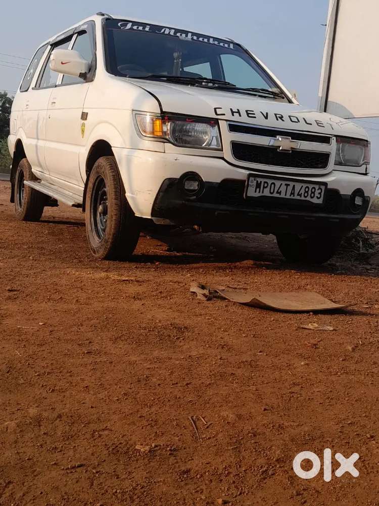 Chevrolet Tavera Neo 2014