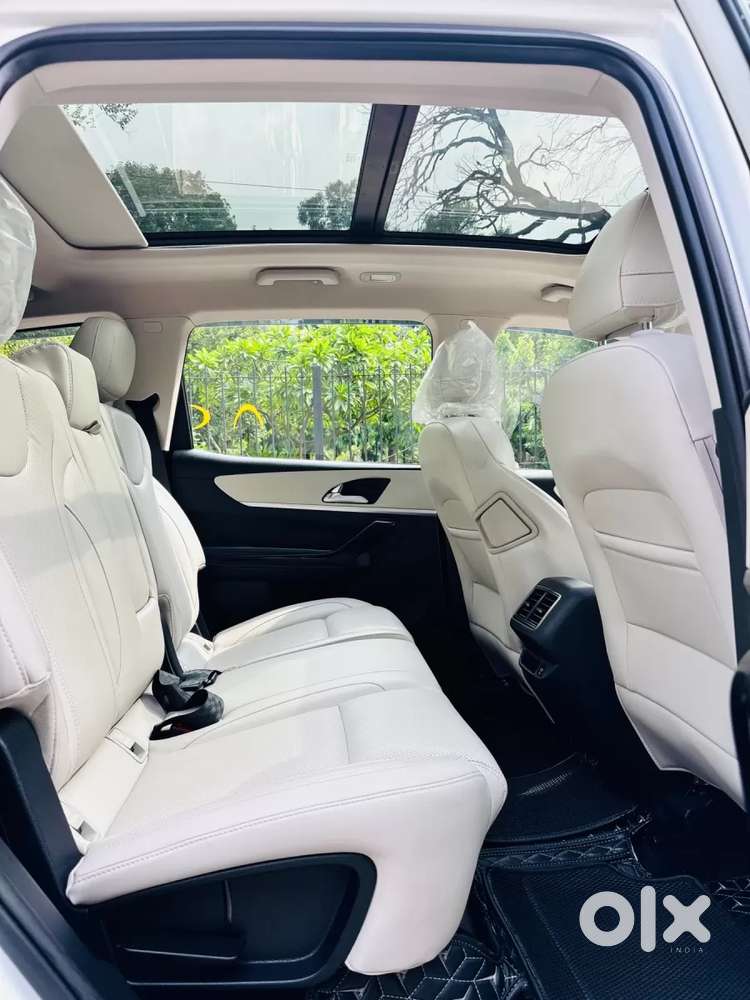 Mahindra Xuv700, 2024, Diesel