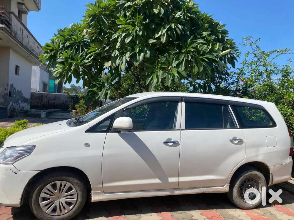 Toyota Innova 2013 Petrol Manual