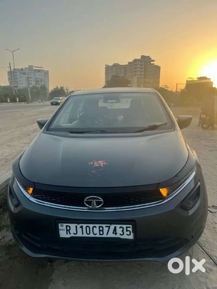 Tata Altroz 1.2 Plus 2023 Manual