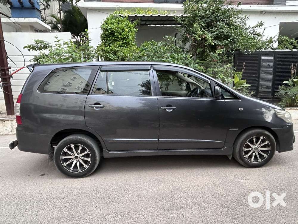 Toyota Innova 2.5 Gx 7 Seater Bs Iv, 2016, Diesel